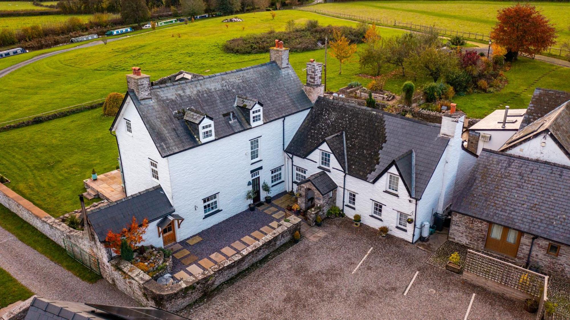 Ty Newydd B&B Брекон Экстерьер фото